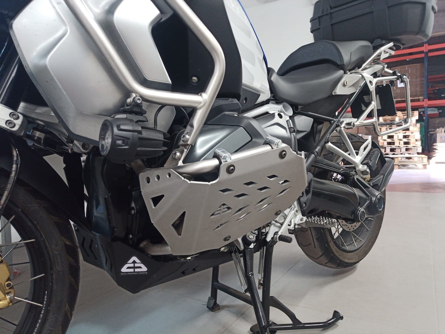 Set of engine sump protectors for the natural 1250 GS (compatible with original BMW crash bars)